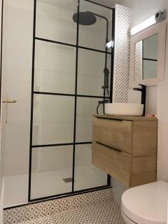 Appartement avec terrasse au centre de GRUISSAN - 4