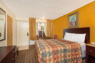 Days Inn by Wyndham Chester - Chester - 7