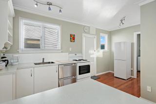 Coastal City Retreat - New Brighton Accommodation - Christchurch - 8