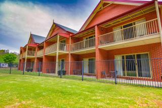 Murray Waters Motor Inn & Apartments - Koondrook - 1