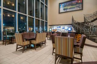 Holiday Inn Express Hotel & Suites Houston North Intercontinental by IHG - Houston - 1