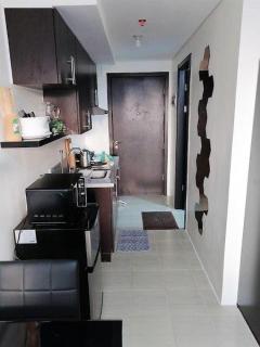 Studio Condominium - Short and Long Term Staycation - Manila - 2