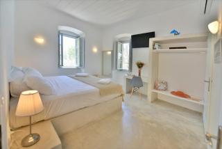 Loukia's Apartments - Hydra - 9