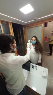 Hotel Rooms Dadar near Station - Bombay - 2