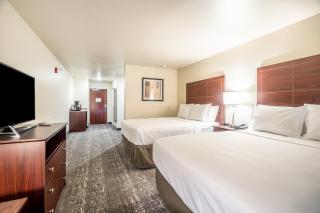 Cobblestone Hotel & Suites - Newport - 5