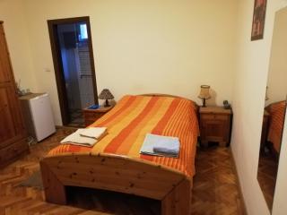 Arthouse Lucrezia - 2