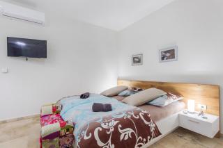 Dalmata Lounge - Starigrad-Paklenica - 1