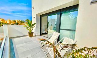 CHALET CON PISCINA PRIVADA EN LA URB. DE PUERTO REY - Los Amarguillos - 0
