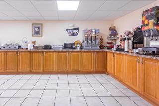 Travelodge by Wyndham Chattanooga/Hamilton Place - Chattanooga - 8
