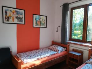 Pokoje Gościnne "Szkoła" - 6