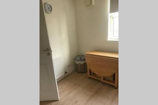City Centre Executive 2 Bed Apartment with WiFi & Parking - 2