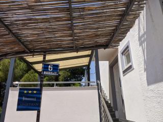 Apartments Stella - Zaboric - 8