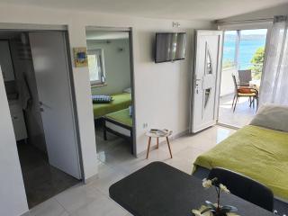 Apartments Stella - Zaboric - 9