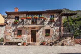 Apartamentos Rurales El Tio Pablo Picos de Europa Tresviso - Tresviso - 5
