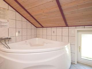 Luxurious Retreat by Bratten Strand-By Traum - Jerup - 6