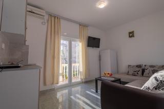 Apartment Dragicevic 3 with Garage - Budva - 4