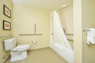 Comfort Suites Airport-University - 5