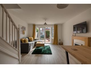 Peaceful terrace house with allocated parking bay - Pass the Keys - 6