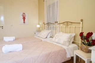Trapezaki Villas, Seafront Accommodation - Trapezaki - 6