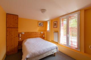 Hotel Bellevue - Chambon-sur-Lac - 7