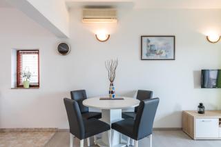 Apartments Mikanović - 1