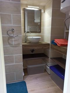 Charmant studio dans vieux village - Publier - 2
