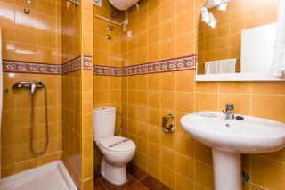Hostal Sol y Miel - 1