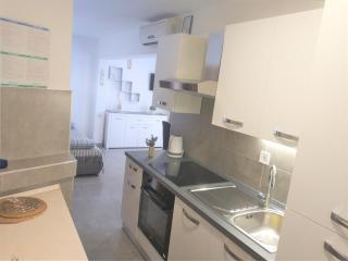 Apartments Rak - Vis - 1