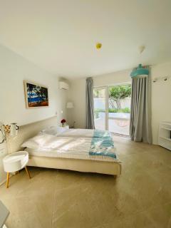 Friends Family Hotel - 3