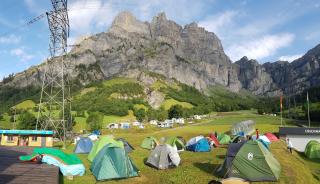 Campingplatz mit Restaurant & Sportarena Leukerbad - Leukerbad - 1