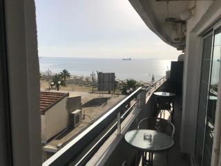 Panoramic Sea View Apartments - Larnaca - 3