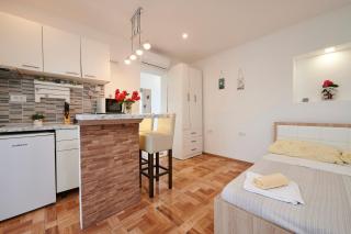 Apartments Lucija - Trogir - 4