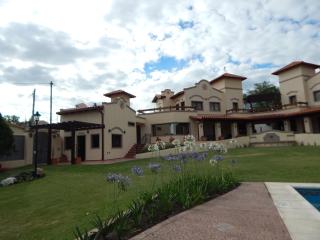 Raices del Carolino - Suites de Altagracia - Alta Gracia - 1