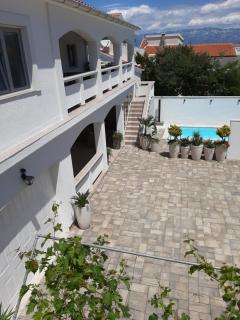 Bella Apartments - 5