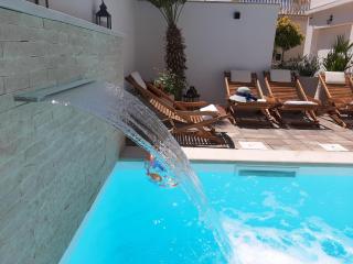 Bella Apartments - 9