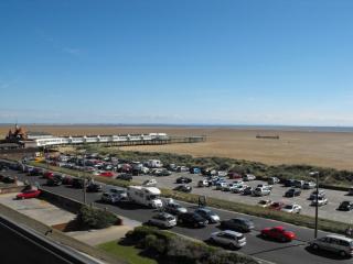 Monterey Beach Hotel - 2