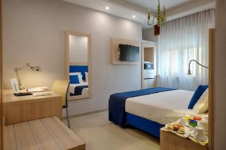American Hotel - Pozzuoli - 1