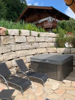 Chalet BERGSUCHT in Ruhpolding Bayern, Traumlage am sonnigen Südhang, kostenlose Parkplätze, schnelles WLAN, ruhige Sackgasse, NETFLIX inklusive - 7