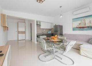 Windrose Apartments - 5
