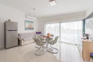 Windrose Apartments - 2
