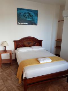 Gloria - Galápagos Inn - Puerto Ayora - 8