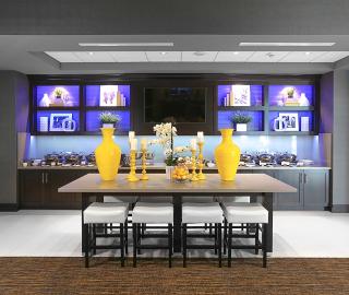 Holiday Inn and Suites East Peoria by IHG - Peoria - 4