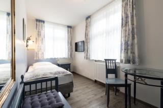 Hotel Gasthof Rössle - Weingarten - 3