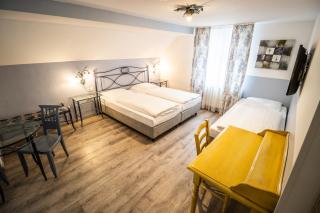 Hotel Gasthof Rössle - Weingarten - 6
