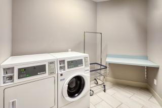 Holiday Inn Express & Suites - Charlotte - South End by IHG - Charlotte - 3