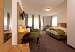Hotel Krone - Nellingen - 4