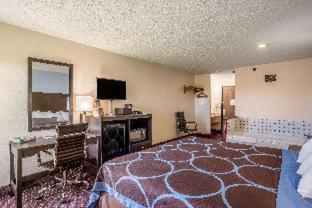 Super 8 by Wyndham Galesburg - Galesburg - 6