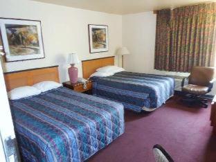 Americas Inn & Suite - Shoreline - 3