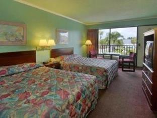 Americas Best Value Inn & Suites Melbourne - Melbourne - 1