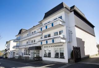 Hotel zur Post - Brilon - 0